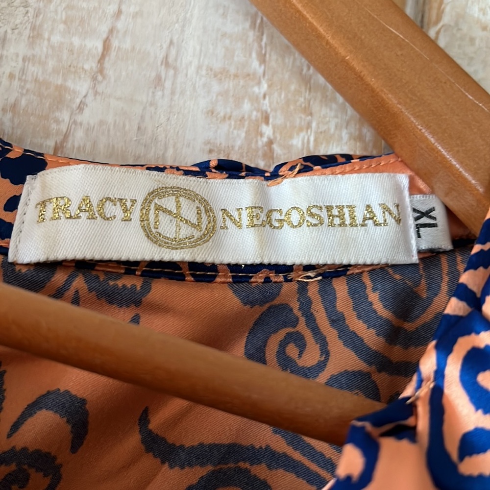 Tracy Negoshian XL - Picture 3 of 3